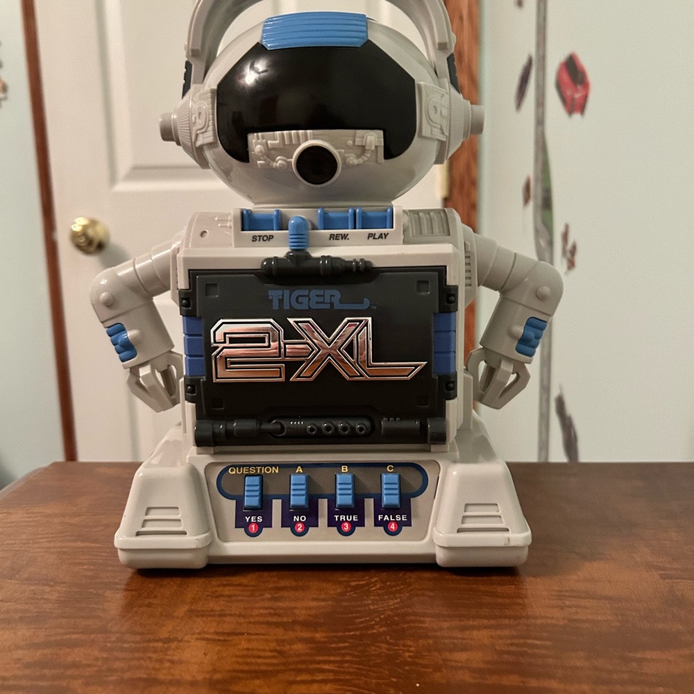 Tiger 2-XL Talking Robot Toy
